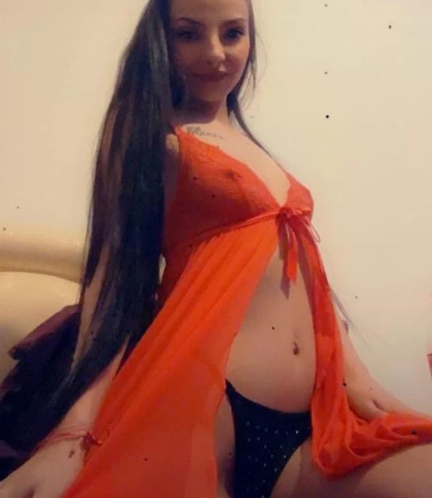 Hi guys new on town natalia no rush 😘😘😘 - Dudley escort - Seductive Seekers