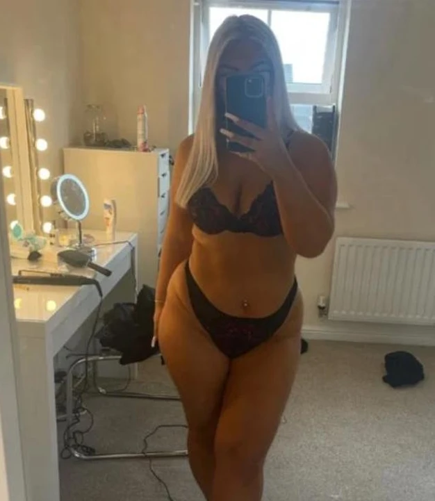 Roxy ❤️ best girl 💯% all night 🥳 - Middlesbrough escort - Seductive Seekers