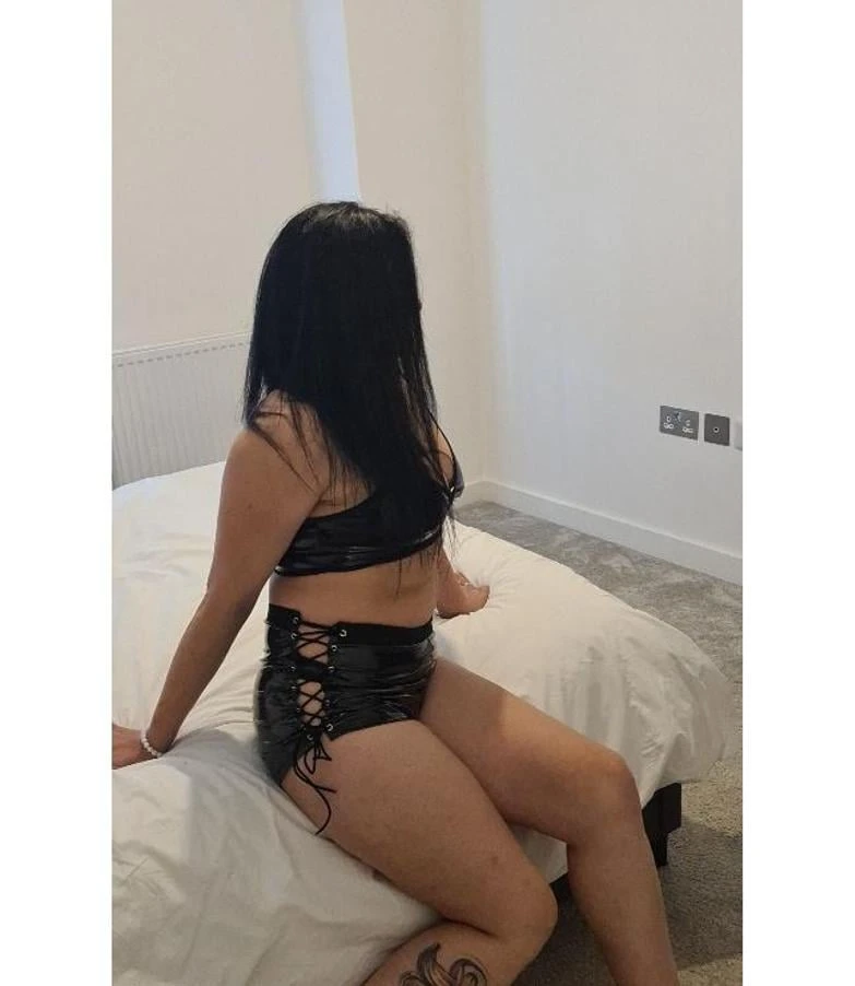 Emily 💋& party escort & outcall - Dewsbury escort - Seductive Seekers