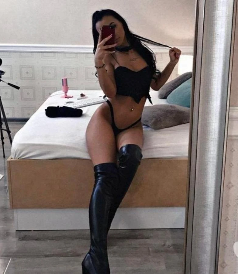 DELIGHTFUL LATINA BEAUTY 😍 GENUINE GFE ❤️ NEW - Wellingborough escort - Seductive Seekers