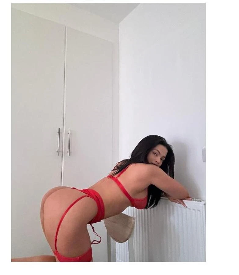 Mirella hot🔥🔥 girl - Hatfield escort - Seductive Seekers