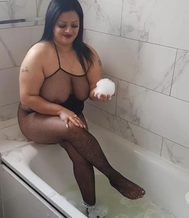 PARTY⭐ CR0 AREA⭐SEXY ✅ REAL 100% ✅ - Croydon escort - Seductive Seekers