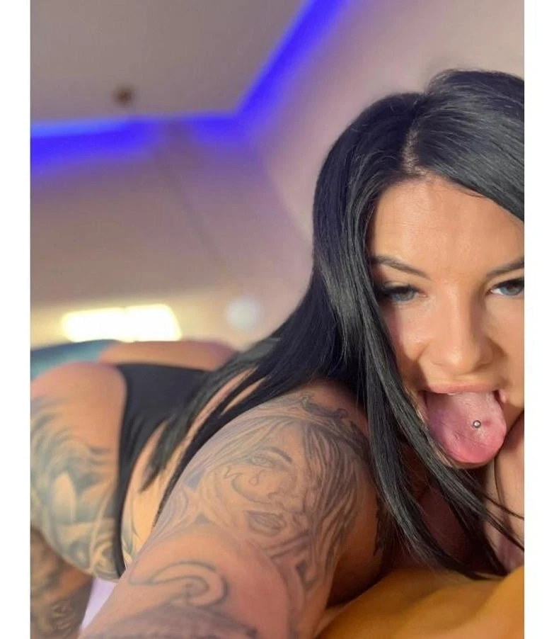 Gloria ! My PICTURE is 100%REAL - Harlow escort - Seductive Seekers