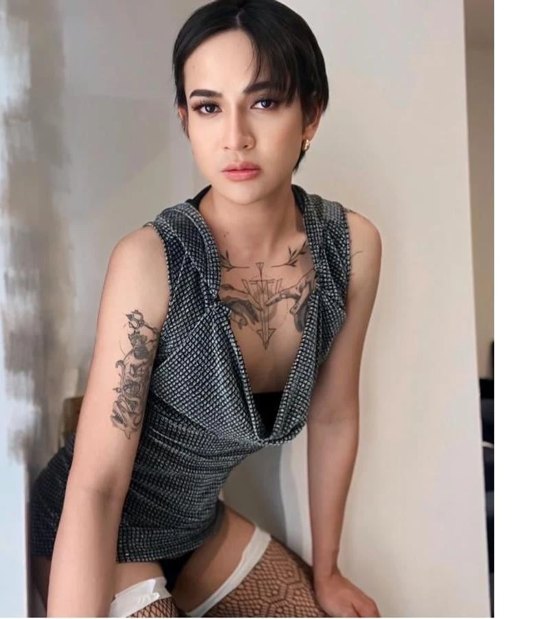 🔥Hot Sexy and naughty thai lady boy Yuri 🔥 - Bury escort - Seductive Seekers