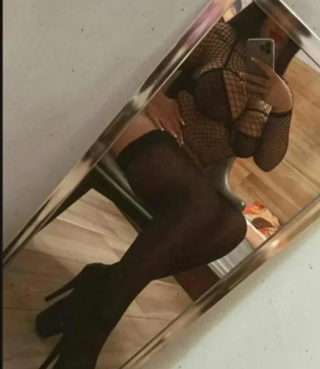 Hi New în Town full service party girls outcall - Burgess Hill escort - Seductive Seekers