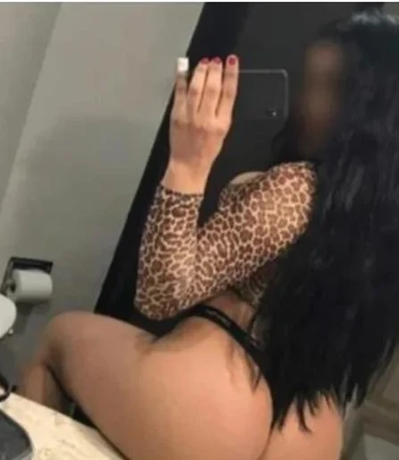 Outcall only real pic - Irvine escort - Seductive Seekers